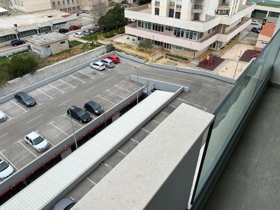New Modern Apt Near Old Town - Private Parking Zadar Exterior photo